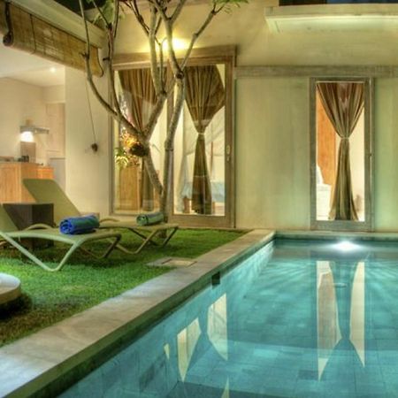 Villa Lestari 塞米亚克 外观 照片
