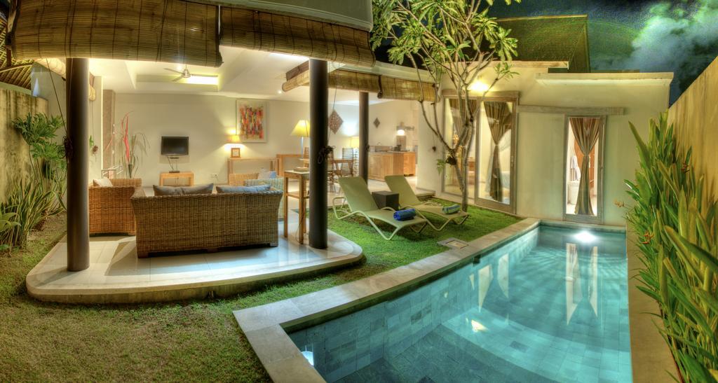 Villa Lestari 塞米亚克 客房 照片