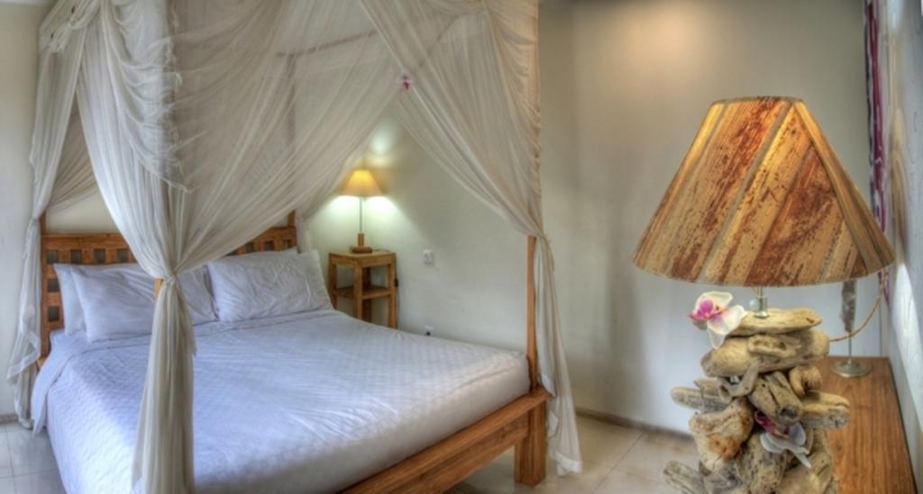 Villa Lestari 塞米亚克 客房 照片